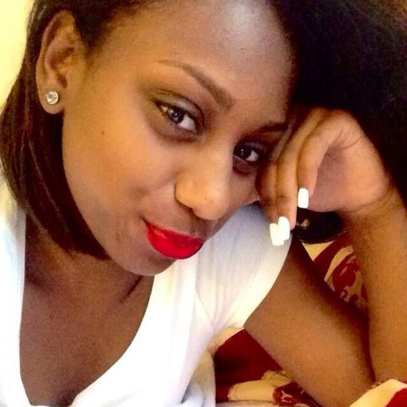 Meet your Posher, Hirut - Picture 1 of 1